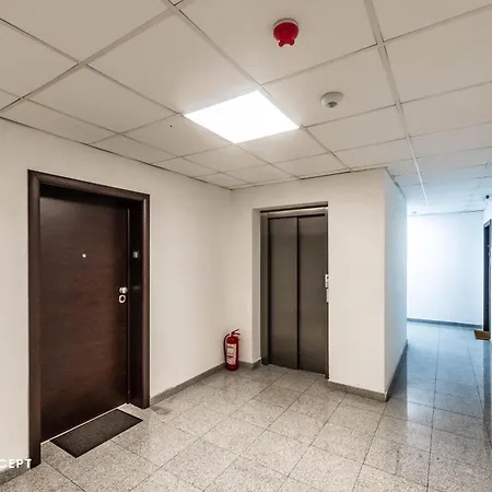 Cozy Studio Close To Tineretului Park Bucharest Exterior photo
